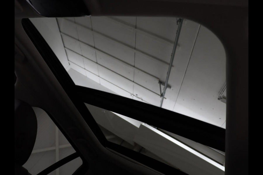 BMW 3-serie 320e Business Edition Plus | Panoramadak | Adaptive cruise | Leder | Sportstoelen | Stoelverwarming | Live Cockpit | Camera | Safety Pack | LaserLight | Carplay | Keyless | PHEV | Plug In