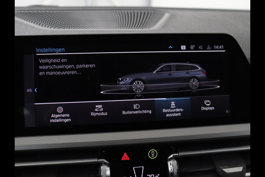 BMW 3-serie 320e Business Edition Plus | Panoramadak | Adaptive cruise | Leder | Sportstoelen | Stoelverwarming | Live Cockpit | Camera | Safety Pack | LaserLight | Carplay | Keyless | PHEV | Plug In
