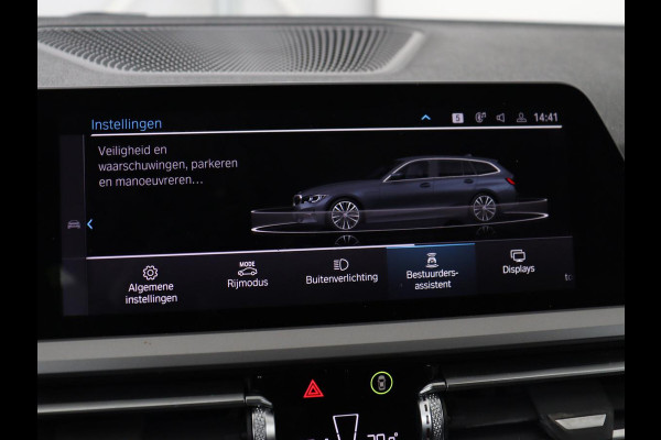 BMW 3-serie 320e Business Edition Plus | Panoramadak | Adaptive cruise | Leder | Sportstoelen | Stoelverwarming | Live Cockpit | Camera | Safety Pack | LaserLight | Carplay | Keyless | PHEV | Plug In