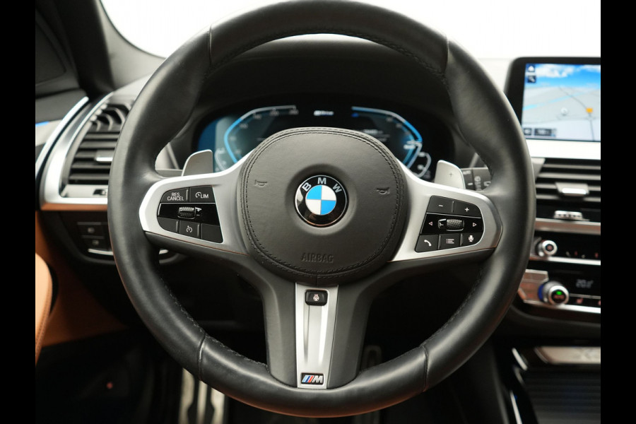 BMW X3 xDrive30e M Sport Plug In Hybrid 293pk Dealer O.H. PHEV | Trekhaak Af Fabriek | Head Up | 360 Camera | Adaptief Onderstel | Lederen Sportstoelen & Stuur Verwarmd | Sfeerverlichting | Keyless | Blis | Navigatie | DAB | Virtual |