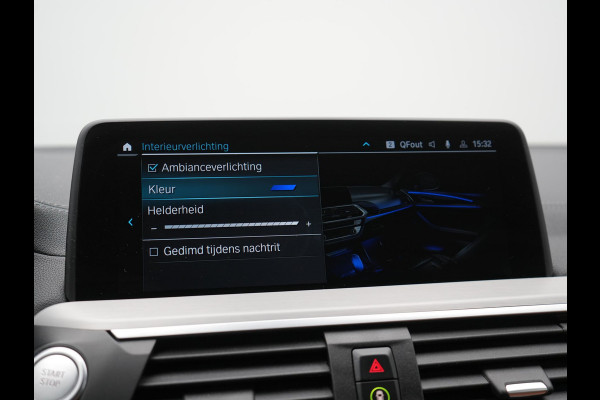 BMW X3 xDrive30e M Sport Plug In Hybrid 293pk Dealer O.H. PHEV | Trekhaak Af Fabriek | Head Up | 360 Camera | Adaptief Onderstel | Lederen Sportstoelen & Stuur Verwarmd | Sfeerverlichting | Keyless | Blis | Navigatie | DAB | Virtual |