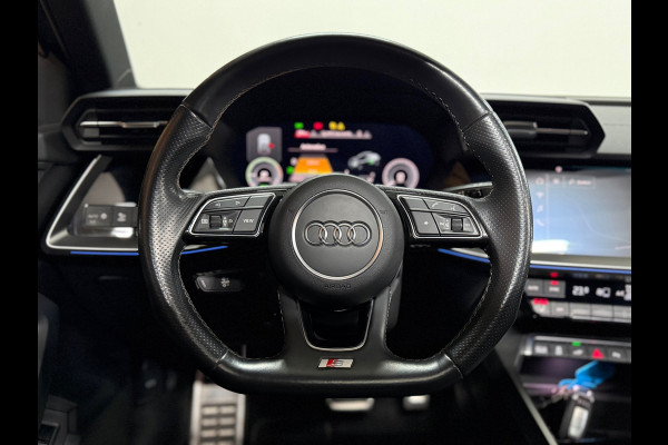Audi A3 Sportback 40 TFSIe S-line Competition | Black Pack | Full Option | PANO | Matrixx | Ambient | Business-pakket+ | AudiSound