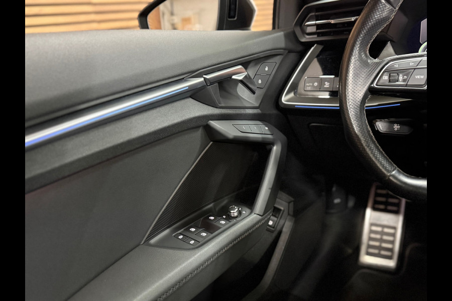 Audi A3 Sportback 40 TFSIe S-line Competition | Black Pack | Full Option | PANO | Matrixx | Ambient | Business-pakket+ | AudiSound