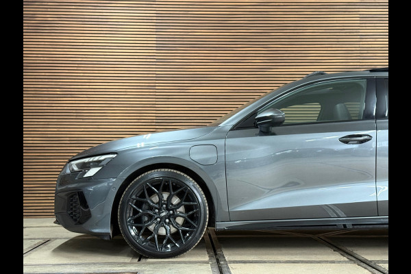 Audi A3 Sportback 40 TFSIe S-line Competition | Black Pack | Full Option | PANO | Matrixx | Ambient | Business-pakket+ | AudiSound