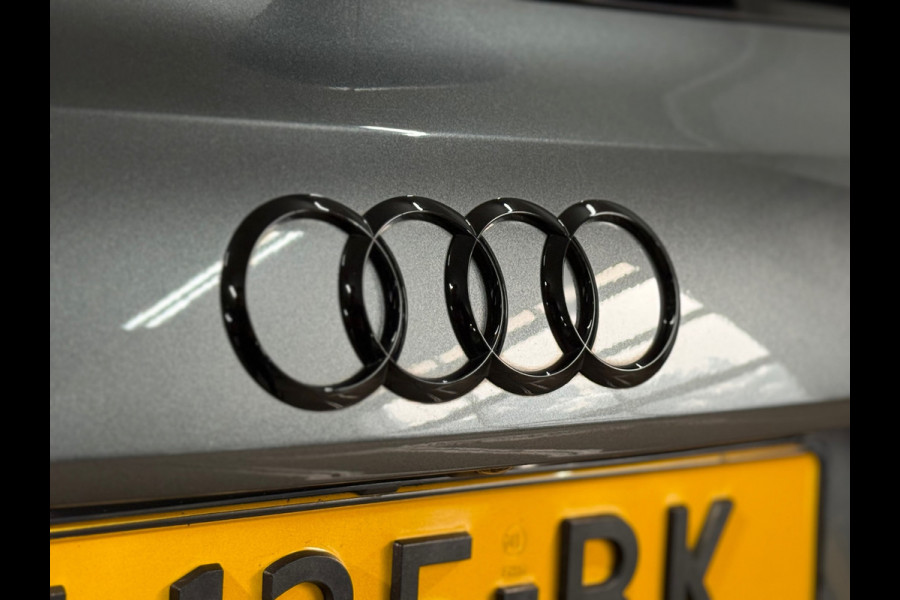 Audi A3 Sportback 40 TFSIe S-line Competition | Black Pack | Full Option | PANO | Matrixx | Ambient | Business-pakket+ | AudiSound