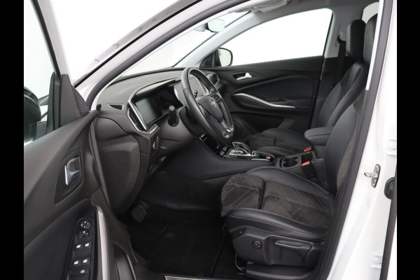 Opel Grandland 1.6 Turbo Plug-In Hybrid Ultimate | Leder/Alcantara | Trekhaak | Stoelverwarming | 360 Camera | Matrix LED | Carplay | Adaptive cruise | Keyless | Navigatie | Stuurverwarming | PHEV