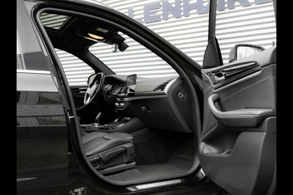BMW X3 sDrive20i xLine - Pano - Trekhaak - Head-Up - Camera - Hifi