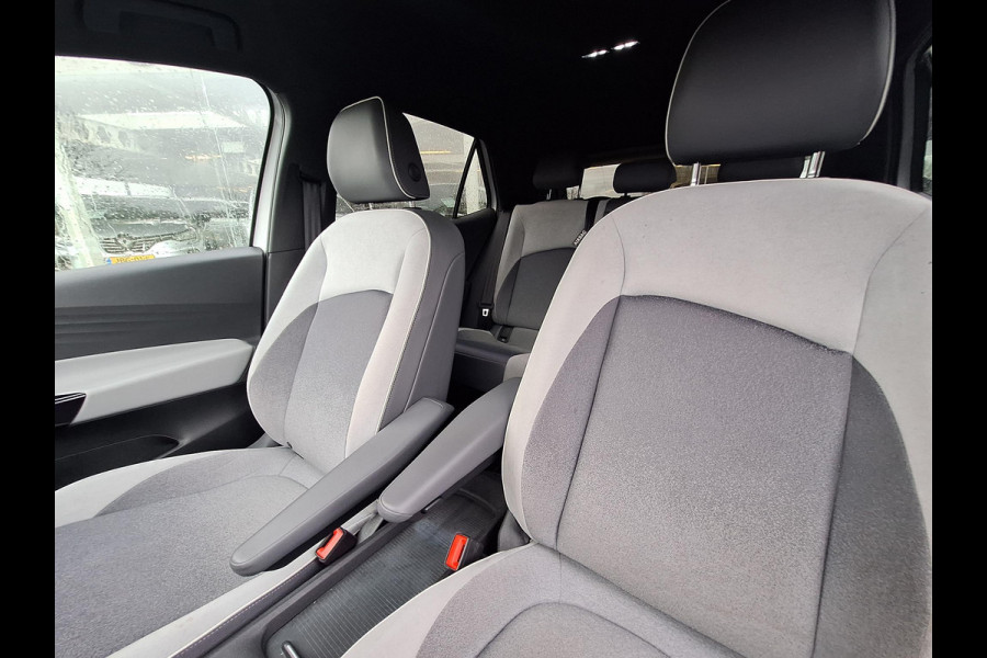 Volkswagen ID.3 First Plus 58 kWh | SO: 94,1% | Matrix LED | Adaptive CC | Climate | Navi | Camera |