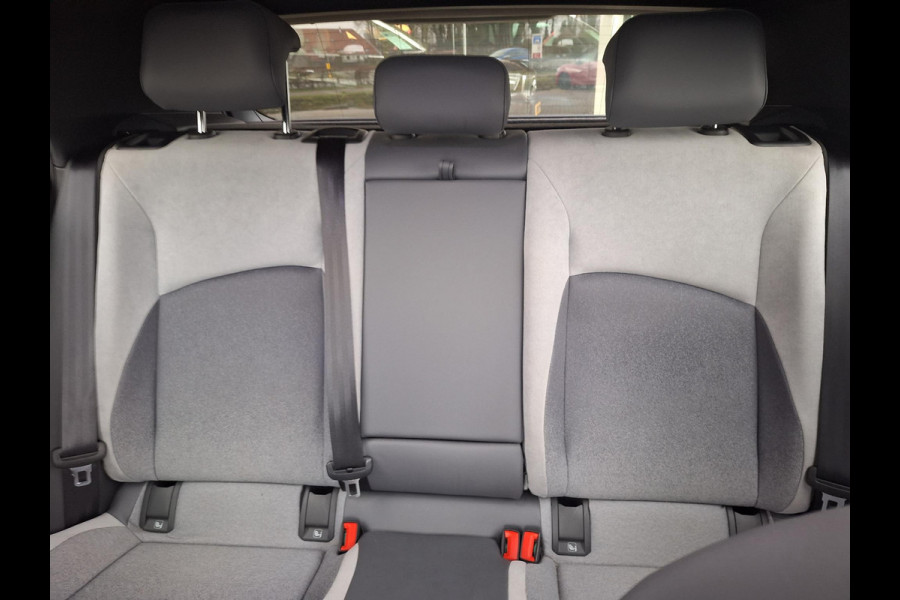 Volkswagen ID.3 First Plus 58 kWh | SO: 94,1% | Matrix LED | Adaptive CC | Climate | Navi | Camera |