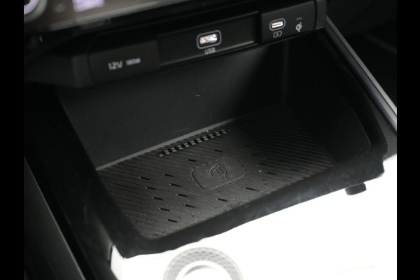 Kia Niro 1.6 GDi DynamicLine Plug In Hybrid 184pk Dealer O.H PHEV | Trekhaak Afneembaar | Adaptive Cruise | Camera | Sportstoelen & Stuur Verwarmd | Keyless | Apple Carplay | Blis | Pilot Assist | Navigatie | Virtual | DAB |