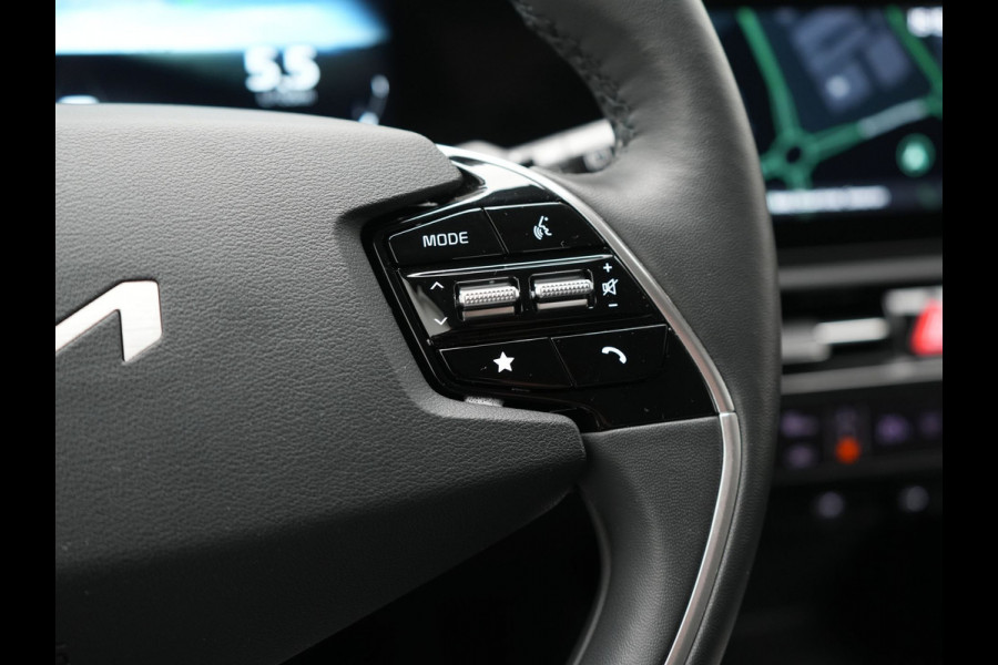 Kia Niro 1.6 GDi DynamicLine Plug In Hybrid 184pk Dealer O.H PHEV | Trekhaak Afneembaar | Adaptive Cruise | Camera | Sportstoelen & Stuur Verwarmd | Keyless | Apple Carplay | Blis | Pilot Assist | Navigatie | Virtual | DAB |