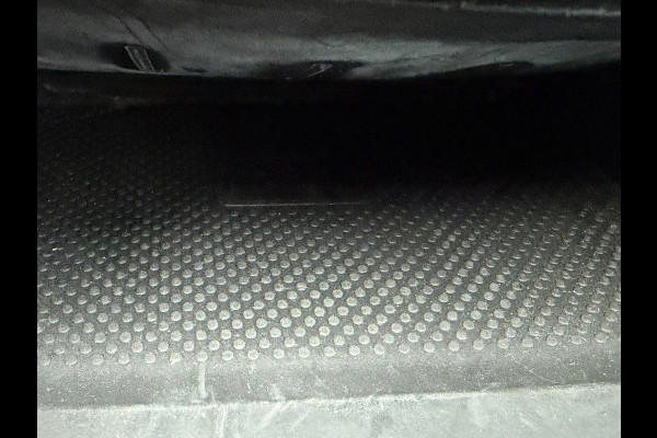 Volkswagen Touran 1.5 TSI DSG 150 pk Highline 5 persoons trekhaak LED