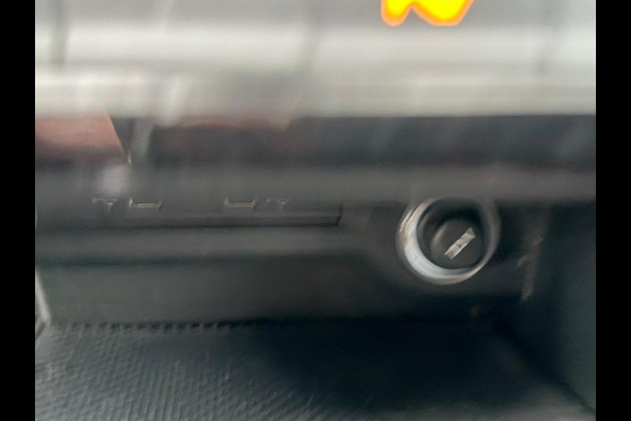 Volkswagen Touran 1.5 TSI DSG 150 pk Highline 5 persoons trekhaak LED