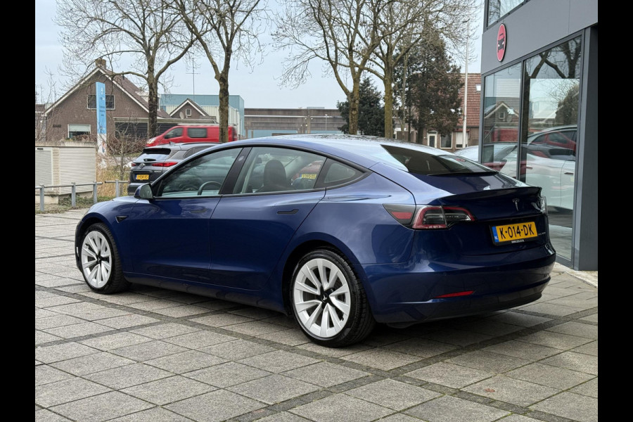 Tesla Model 3 Aut. Long Range Dual Motor AWD | SoH 86% | Trekhaak | Autopilot | Panorama | Leder | 19 Inch |