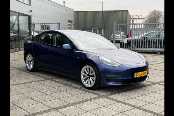 Tesla Model 3 Aut. Long Range Dual Motor AWD | SoH 86% | Trekhaak | Autopilot | Panorama | Leder | 19 Inch |