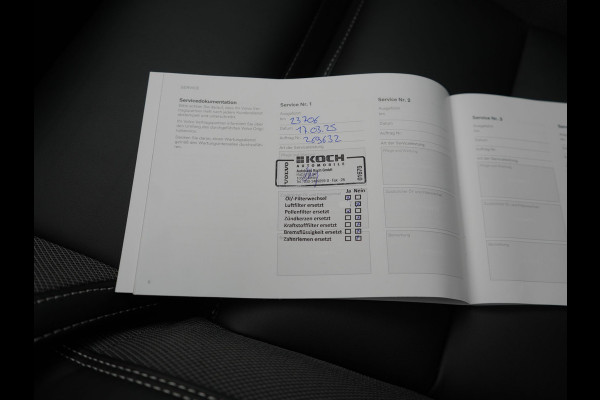 Volvo XC60 T6 AWD Plus Dark LONG RANGE Plug In Hybrid 350pk Dealer O.H PHEV | Panodak | Adaptive Cruise | 360 Camera | Lederen Sportstoelen Memory & Verwarmd | Keyless | Apple Carplay | Pilot Assist | Blis | Virtual | Google Maps | DAB |