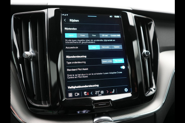 Volvo XC60 T6 AWD Plus Dark LONG RANGE Plug In Hybrid 350pk Dealer O.H PHEV | Panodak | Adaptive Cruise | 360 Camera | Lederen Sportstoelen Memory & Verwarmd | Keyless | Apple Carplay | Pilot Assist | Blis | Virtual | Google Maps | DAB |
