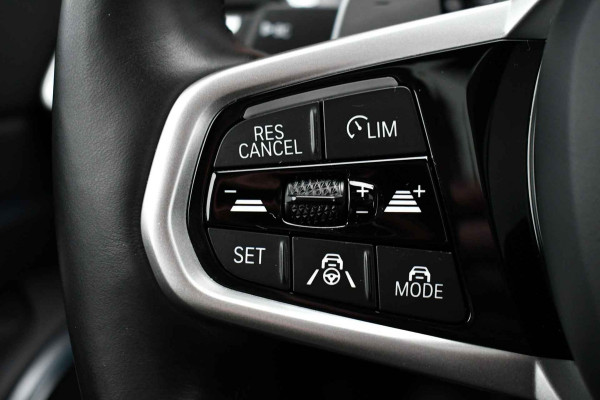 BMW 3 Serie Touring 330e xDrive M-Sport LCI-2 ACC el-zetels-leder HUD 19inch