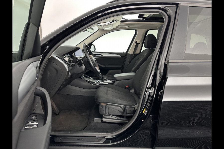 BMW X3 xDrive30e (INCL.BTW) *PANO | FULL-LED | NAVI-FULLMAP | COMFORT-SEATS | PRIVACY-GLASS | ECC | PDC | CRUISE | 18''ALU | TOWBAR*