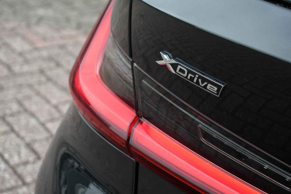 BMW 3 Serie Touring 330e xDrive M-Sport LCI-2 ACC el-zetels-leder HUD 19inch