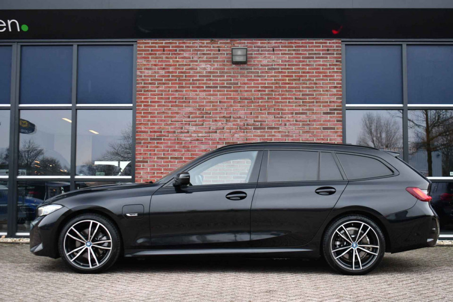 BMW 3 Serie Touring 330e xDrive M-Sport LCI-2 ACC el-zetels-leder HUD 19inch