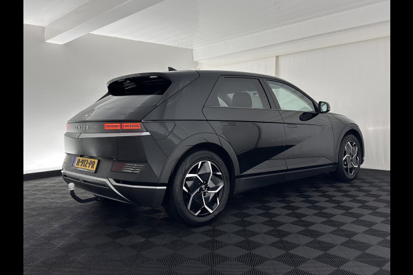 Hyundai IONIQ 5 Connect+ 73kWh INCL-BTW) Aut *HEATPUMP | LEATHER-FABRIC | BOSE-AUDIO | FULL-LED | DIGI-COCKPIT | AMBIENTLIGHT | DAB | SHIFTPADDLES | HEAD-UP | NAVI-FULLMAP | KEYLESS | CAMERA | HEATED-COMFORTSEATS | TOWBAR