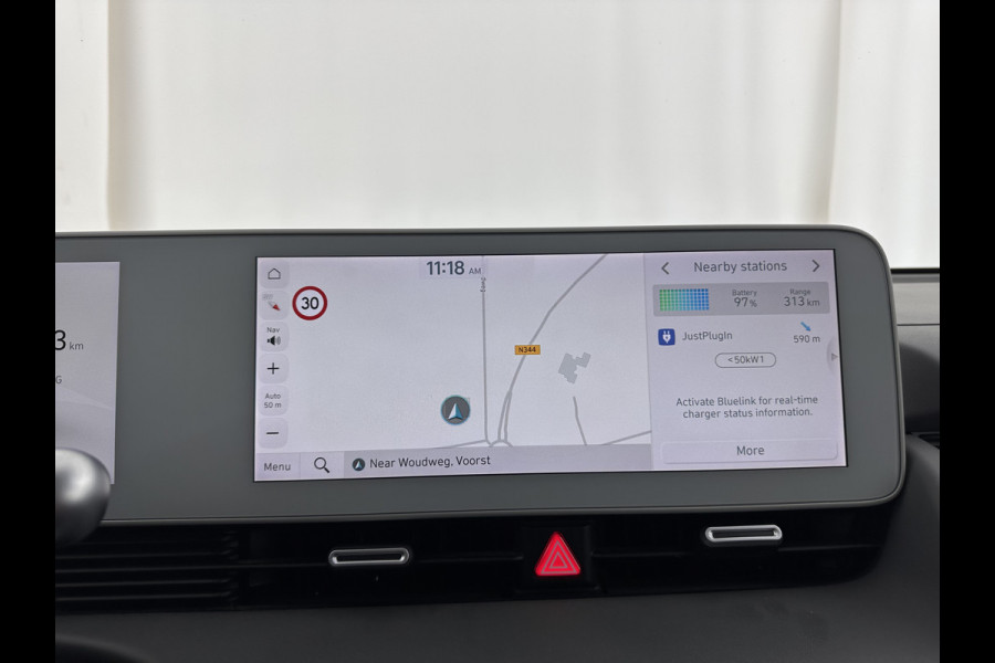 Hyundai IONIQ 5 Connect+ 73kWh INCL-BTW) Aut *HEATPUMP | LEATHER-FABRIC | BOSE-AUDIO | FULL-LED | DIGI-COCKPIT | AMBIENTLIGHT | DAB | SHIFTPADDLES | HEAD-UP | NAVI-FULLMAP | KEYLESS | CAMERA | HEATED-COMFORTSEATS | TOWBAR