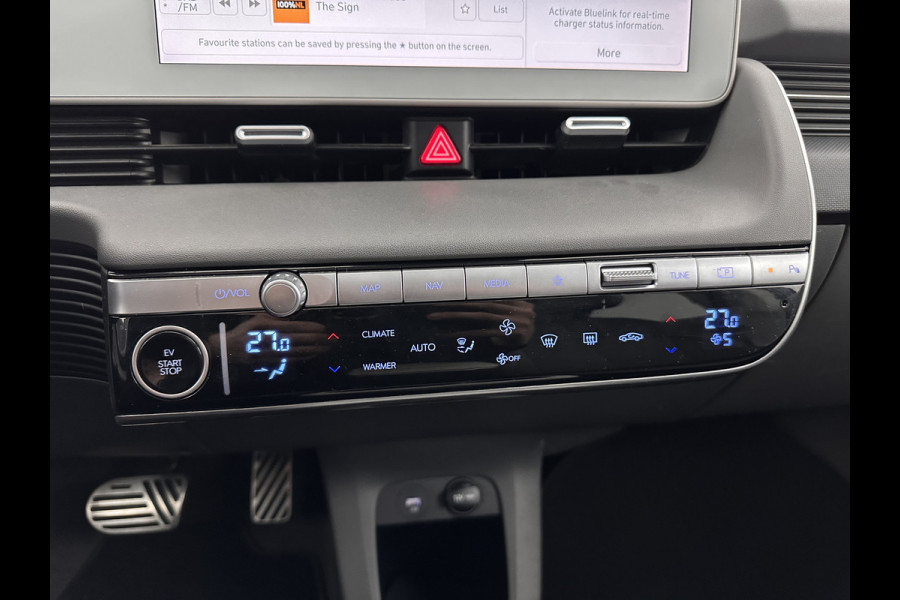 Hyundai IONIQ 5 Connect+ 73kWh INCL-BTW) Aut *HEATPUMP | LEATHER-FABRIC | BOSE-AUDIO | FULL-LED | DIGI-COCKPIT | AMBIENTLIGHT | DAB | SHIFTPADDLES | HEAD-UP | NAVI-FULLMAP | KEYLESS | CAMERA | HEATED-COMFORTSEATS | TOWBAR