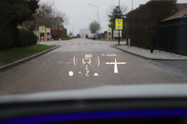 Mercedes-Benz E-Klasse AMG 53 4MATIC+ | 612PK | Achterasbesturing | Hyperscreen | Schaalstoelen | Head-up | Burmester 4D | Keyless-go | Air-balance | 2