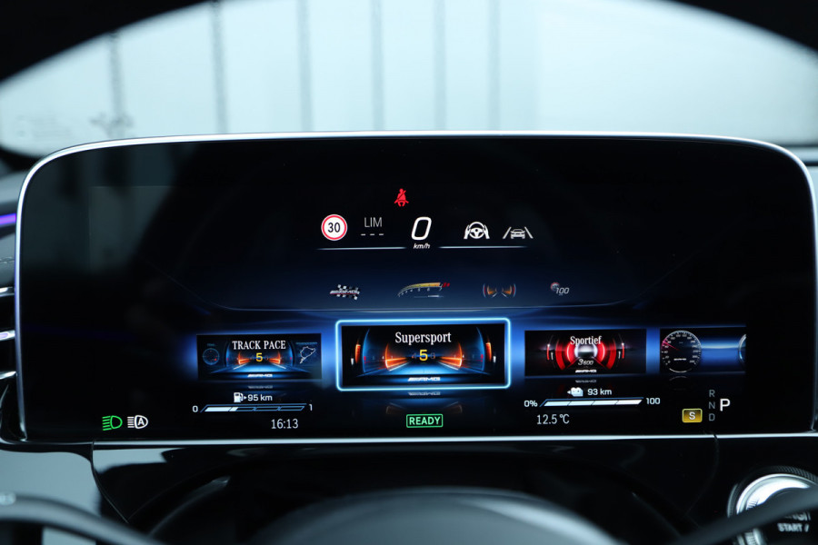 Mercedes-Benz E-Klasse AMG 53 4MATIC+ | 612PK | Achterasbesturing | Hyperscreen | Schaalstoelen | Head-up | Burmester 4D | Keyless-go | Air-balance | 2