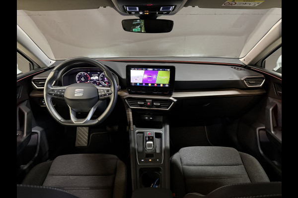 Seat Leon 1.5 eTSI Style Business Intense | Camera | Apple Carplay | Keyless