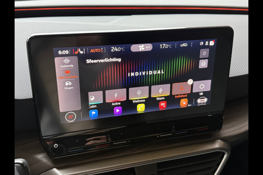 Seat Leon 1.5 eTSI Style Business Intense | Camera | Apple Carplay | Keyless