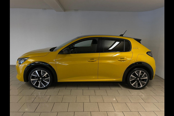 Peugeot 208 1.2 PureTech GT Pack AIRCO NAVI CRUISE ELEK RAMEN CENT VERG VELGEN PRIVACYGLAS