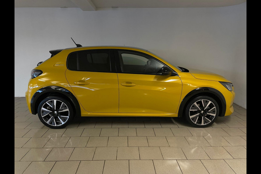 Peugeot 208 1.2 PureTech GT Pack AIRCO NAVI CRUISE ELEK RAMEN CENT VERG VELGEN PRIVACYGLAS