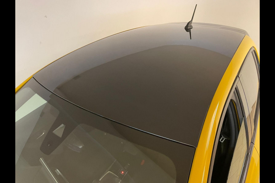 Peugeot 208 1.2 PureTech GT Pack AIRCO NAVI CRUISE ELEK RAMEN CENT VERG VELGEN PRIVACYGLAS