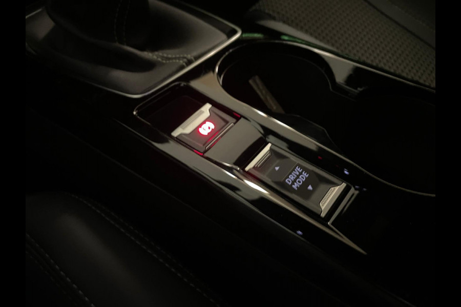 Peugeot 208 1.2 PureTech GT Pack AIRCO NAVI CRUISE ELEK RAMEN CENT VERG VELGEN PRIVACYGLAS
