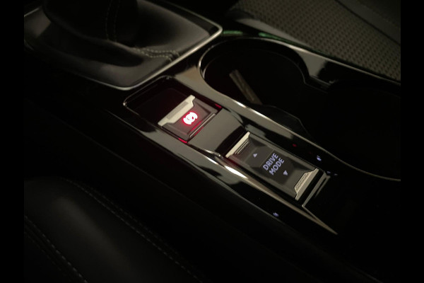 Peugeot 208 1.2 PureTech GT Pack AIRCO NAVI CRUISE ELEK RAMEN CENT VERG VELGEN PRIVACYGLAS