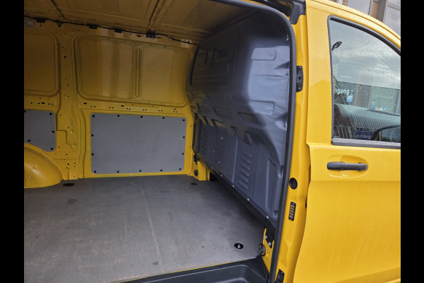 Mercedes-Benz eVito eVito Lang 41 kWh Airco Achteruitrijcamera Verwarmde voorstoel