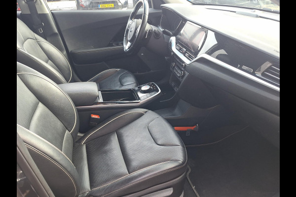 Kia e-Niro ExecutiveLine 64 kWh | SOH: 95,2% | Leder | Climate | Stoel&Stuur Verwarming | Memory Seat | Navi | Adaptive CC |