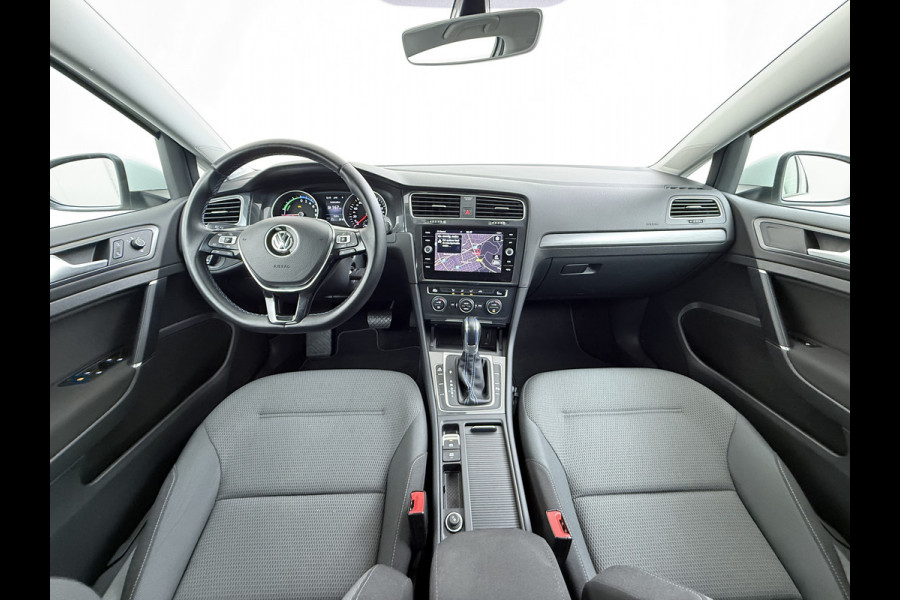 Volkswagen e-Golf Soh 90% Warmtepomp Adap.Cruise Control Navi Ecc Pdc Led Lmv Isofix Car-Net App-Connect Bluetooth Licht-/Regensensor Origineel Nederlandse Auto