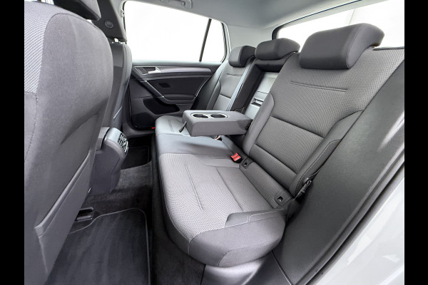 Volkswagen e-Golf Soh 90% Warmtepomp Adap.Cruise Control Navi Ecc Pdc Led Lmv Isofix Car-Net App-Connect Bluetooth Licht-/Regensensor Origineel Nederlandse Auto