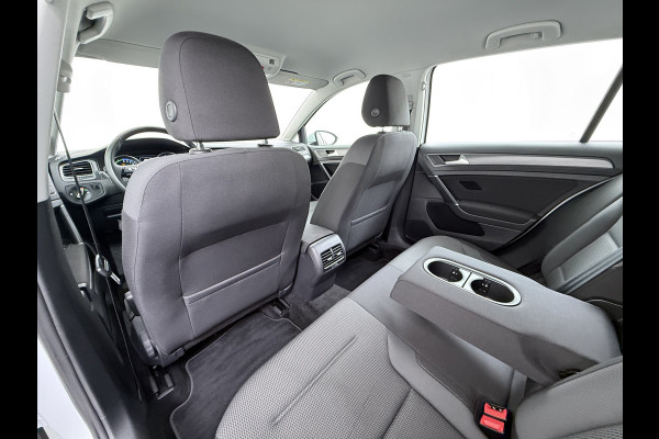 Volkswagen e-Golf Soh 90% Warmtepomp Adap.Cruise Control Navi Ecc Pdc Led Lmv Isofix Car-Net App-Connect Bluetooth Licht-/Regensensor Origineel Nederlandse Auto