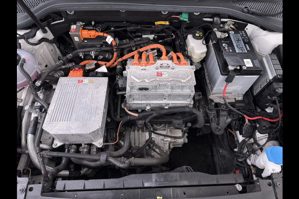 Volkswagen e-Golf Soh 90% Warmtepomp Adap.Cruise Control Navi Ecc Pdc Led Lmv Isofix Car-Net App-Connect Bluetooth Licht-/Regensensor Origineel Nederlandse Auto