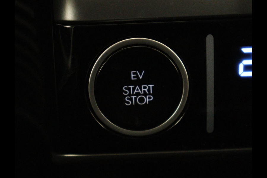 Hyundai IONIQ 5 Lounge 73kWh | SOH 96% | Stoelventilatie | Warmtepomp | Leder | Head-Up | 360 Camera | Adaptive cruise | Achterbankverwarming | Carplay | Vehicle-to-load | Memory | Keyless