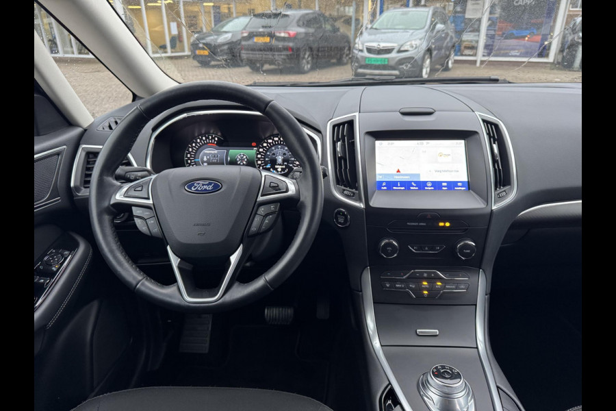 Ford Galaxy 2.5 Hybrid Titanium 190pk Automaat |  7 persoons | Winter Pack | Achteruitrijcamera | Navigatie | Cruise control | Apple Carplay / Android auto