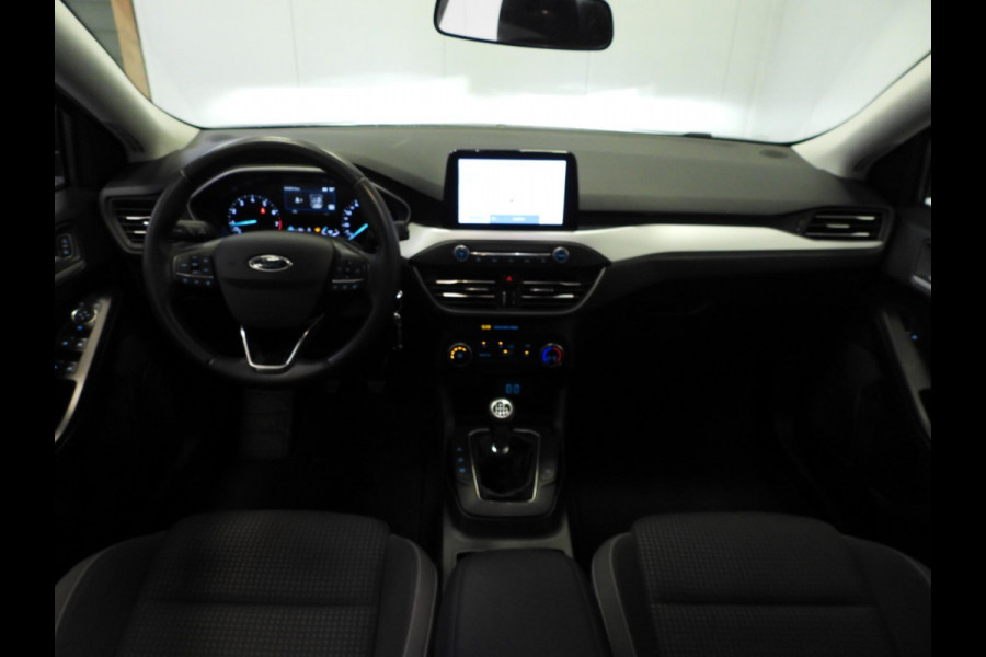 Ford FOCUS Wagon 1.0 EcoBoost Trend Business NAVI/CAMERA/TREKH./PDC/16"LMV!