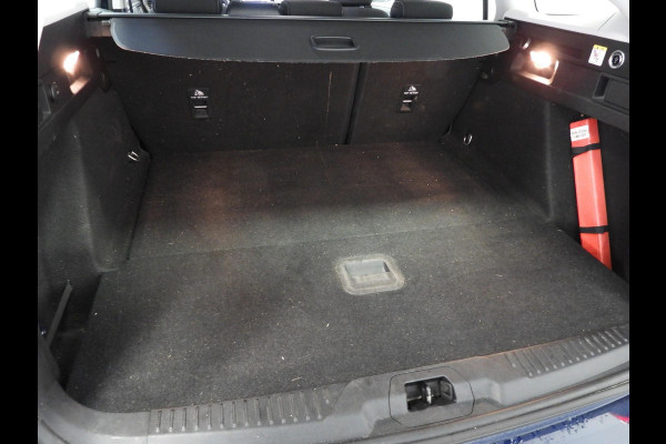 Ford FOCUS Wagon 1.0 EcoBoost Trend Business NAVI/CAMERA/TREKH./PDC/16"LMV!