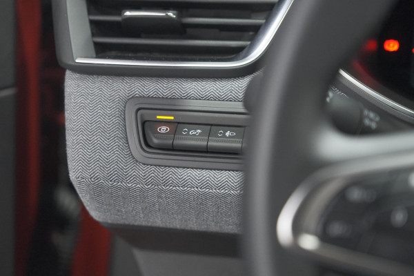 Renault Clio 1.0 TCe 90 GPF techno | 360 Camera | Adaptieve Cruise Control | 9.3 Inch Groot Scherm