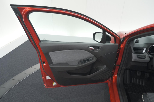 Renault Clio 1.0 TCe 90 GPF techno | 360 Camera | Adaptieve Cruise Control | 9.3 Inch Groot Scherm