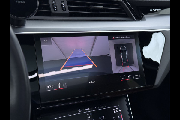 Audi e-tron 55 Quattro 95kWh SOH 96% Panoramadak Sportstoelen Trekhaak Adap.Cruise 360°Camera Apple Carplay Android Auto Leder Navi Ecc Busi Elek.Stoelen+Memory Elek.Achterklep Matrix Led AWD 4WD 1.800KG Trekgewicht 1e Eigenaar Origineel Nederlandse Auto Zeer complete Audi 55 E-tron